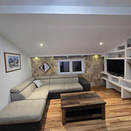 Comfortable Apartment Near Pula Marčana Εξωτερικό φωτογραφία